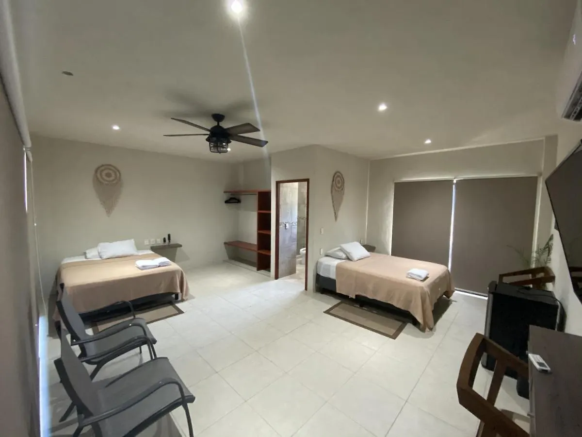 Cuxos Hotel Beachfront Isla Mujeres